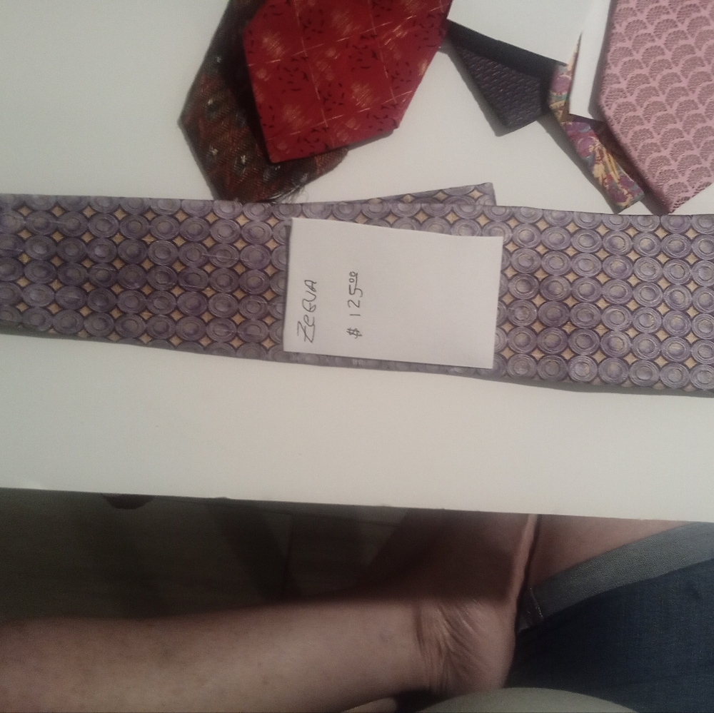 Business Ties